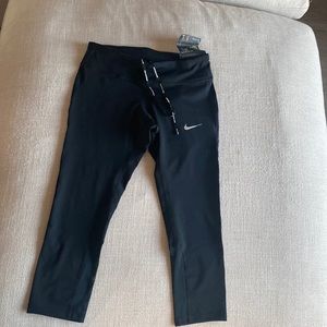 Crop length Nike leggings